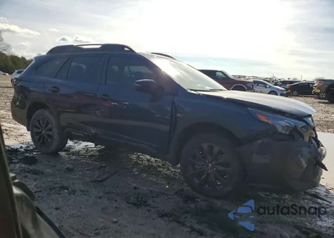 2025 Subaru Outback Onyx Edition z USA, uszkodzony, nr VIN 4S4BTALC1S3240375